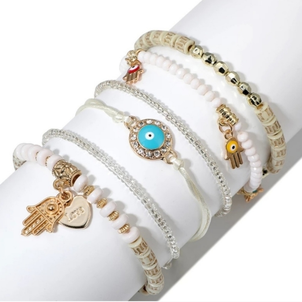 White and gold bracelet set - Picture 3 of 4
